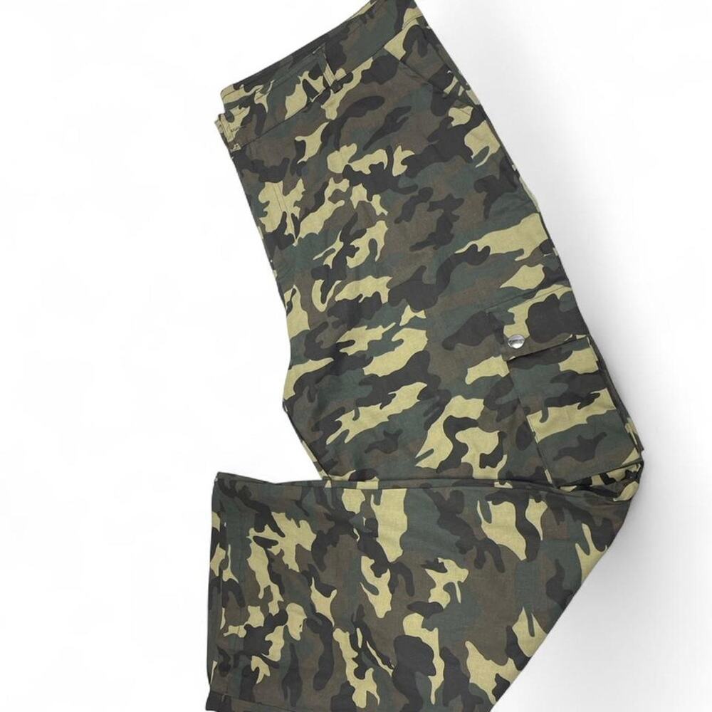 Camo cargo pants size 3xl